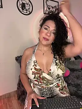 Snapshot of miss_grace_01 chatting on January 19, 3:50 am miss grace 01 online show from January 19, 3:50 am