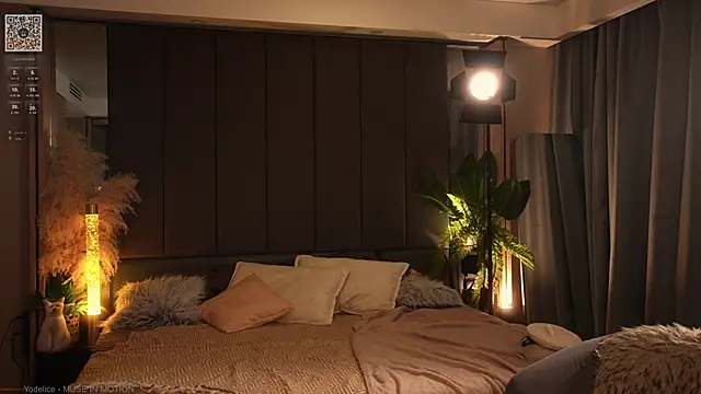 LinaKinky online show from October 9, 8:12 am