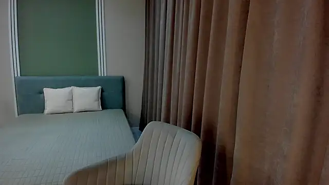 Snapshot of Amanda_Goodwin_ chatting on August 1, 3:44 pm Amanda Goodwin online show from August 1, 3:44 pm