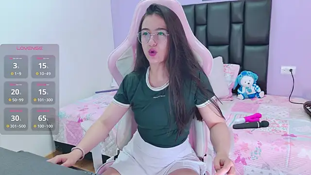im-eliza online show from April 24, 4:53 pm