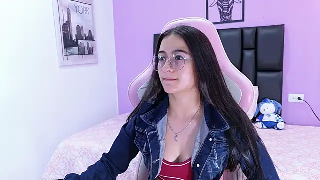 im-eliza online show from August 3, 4:11 pm