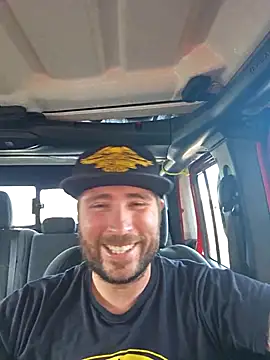 Snapshot of JeepinAround chatting on September 30, 11:32 pm JeepinAround online show from September 30, 11:32 pm