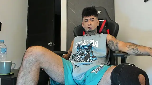 Snapshot of sergiio_mesa27 chatting on January 5, 2:52 pm sergiio mesa27 online show from January 5, 2:52 pm