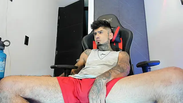 Snapshot of sergiio_mesa27 chatting on March 2, 2:41 am sergiio mesa27 online show from March 2, 2:41 am