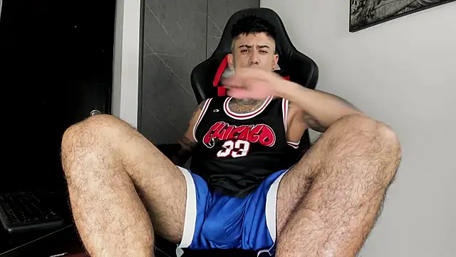 sergiio mesa27 online show from April 28, 5:12 am