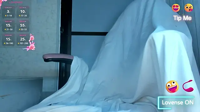 Lissalittlee online show from March 12, 10:39 pm