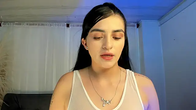 Snapshot of miel_gomez chatting on February 6, 9:49 pm miel gomez online show from February 6, 9:49 pm