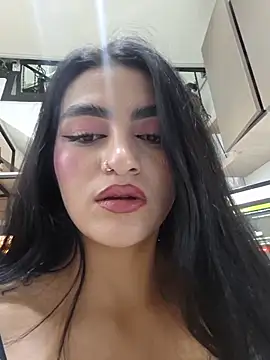 Snapshot of miel_gomez chatting on November 10, 10:09 pm miel gomez online show from November 10, 10:09 pm