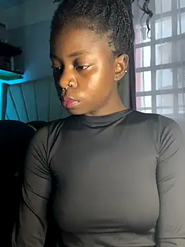 Snapshot of pretty_maliah chatting on September 15, 2:50 pm pretty maliah online show from September 15, 2:50 pm