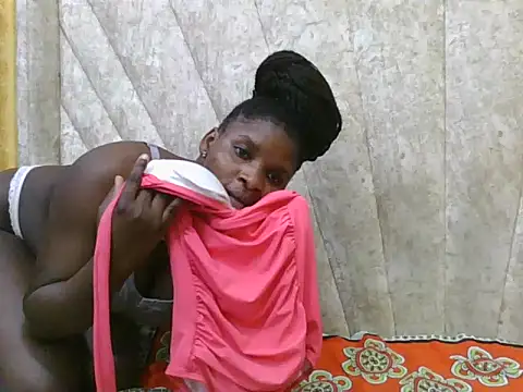 Snapshot of Sexy_Villagegal chatting on October 31, 10:00 pm Sexy Villagegal online show from October 31, 10:00 pm