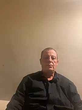 Snapshot of chubbybear2cum chatting on September 24, 4:16 am chubbybear2cum online show from September 24, 4:16 am