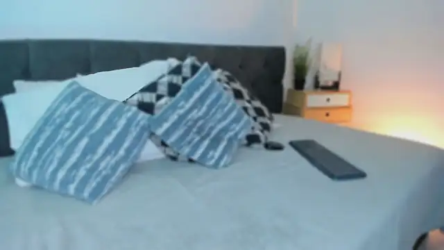 Snapshot of Grace_Duppon chatting on February 19, 10:31 pm Grace Duppon online show from February 19, 10:31 pm