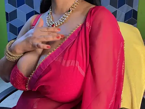 Snapshot of Aishwarya_101_ chatting on March 18, 12:49 am Aishwarya 101 online show from March 18, 12:49 am