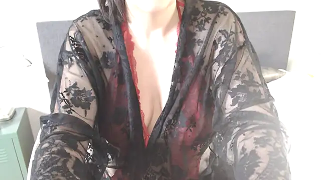 Ella Next Door online show from March 16, 12:11 pm