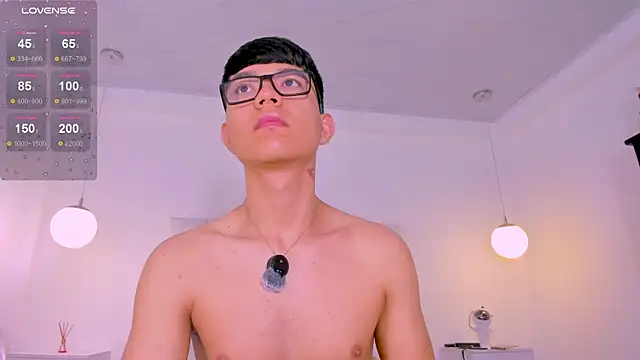 CodyTwink online show from June 13, 11:52 am
