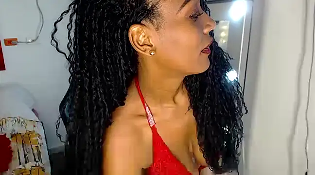 Snapshot of CandyBlackFunXXX chatting on March 11, 8:53 pm CandyBlackFunXXX online show from March 11, 8:53 pm