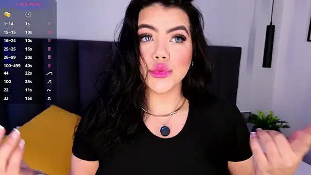 Snapshot of Harmonybabe_ chatting on September 19, 11:33 am Harmonybabe online show from September 19, 11:33 am