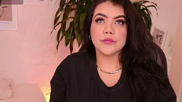 Snapshot of Harmonybabe_ chatting on October 2, 1:29 pm Harmonybabe online show from October 2, 1:29 pm