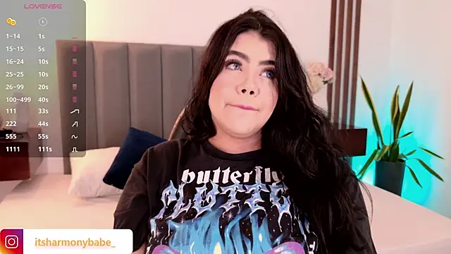 Harmonybabe  online show from May 2, 8:14 pm