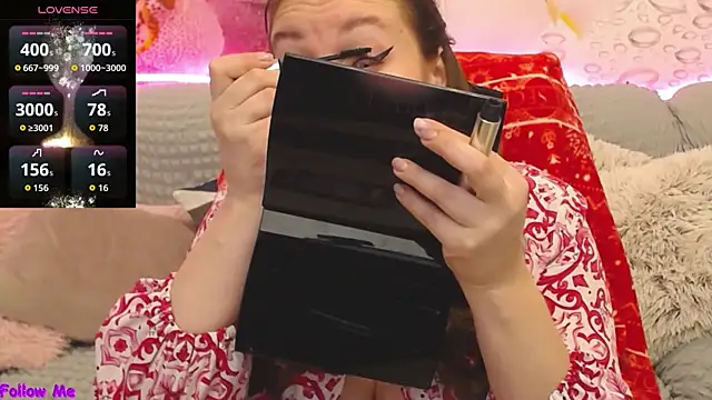 Snapshot of Nataly_cute chatting on December 5, 8:05 pm Nataly cute online show from December 5, 8:05 pm