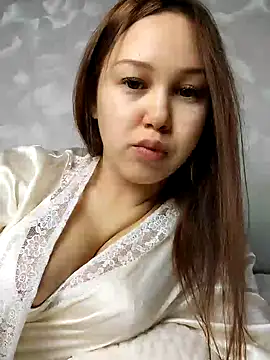  AnMiss  online show from December 5, 8:44 pm