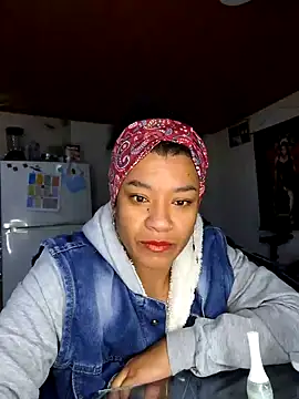 Snapshot of Selket11 chatting on January 5, 11:26 am Selket11 online show from January 5, 11:26 am