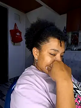 Snapshot of Selket11 chatting on January 22, 9:21 pm Selket11 online show from January 22, 9:21 pm