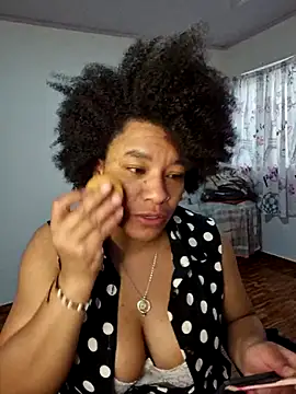 Snapshot of Selket11 chatting on October 9, 2:59 pm Selket11 online show from October 9, 2:59 pm