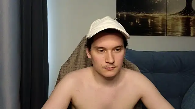 MoreRealAlex online show from May 1, 11:04 am