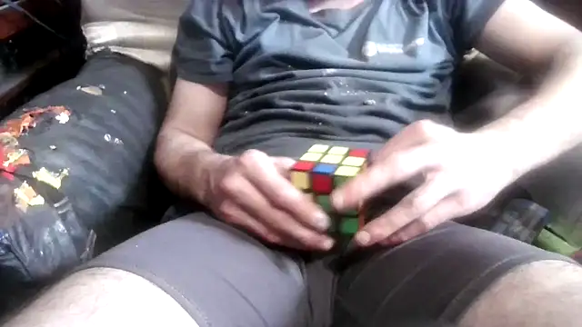 Snapshot of robeaulieu02 chatting on January 25, 4:24 pm robeaulieu02 online show from January 25, 4:24 pm