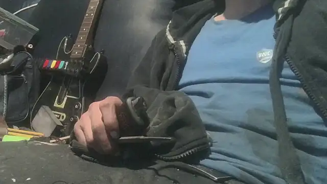 Snapshot of robeaulieu02 chatting on October 7, 7:38 am robeaulieu02 online show from October 7, 7:38 am