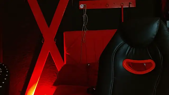 Naty slavedoll online show from March 2, 2:51 am