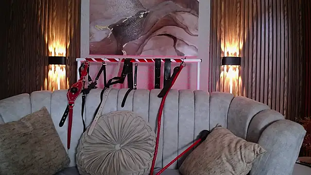 Naty slavedoll online show from May 7, 7:19 pm