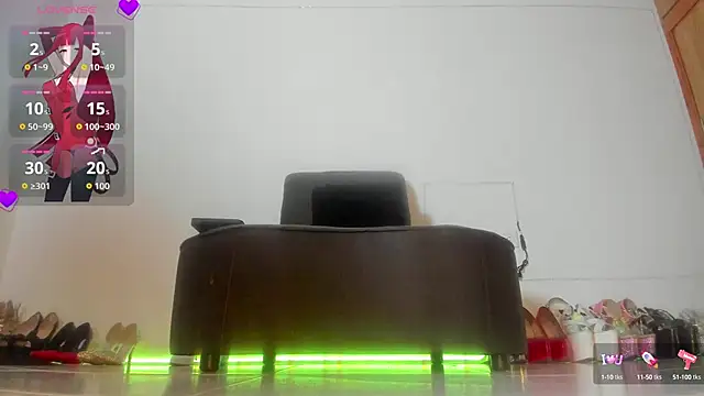 violetmontan online show from October 14, 9:10 am