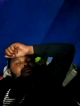 Snapshot of Freaky_Vannahs chatting on October 7, 9:01 pm Freaky Vannahs online show from October 7, 9:01 pm