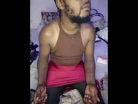 Snapshot of Freaky_Vannahs chatting on February 10, 12:37 am Freaky Vannahs online show from February 10, 12:37 am