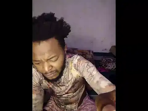 Snapshot of Freaky_Vannahs chatting on February 24, 3:59 am Freaky Vannahs online show from February 24, 3:59 am