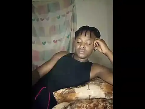 Snapshot of Freaky_Vannahs chatting on March 4, 1:00 am Freaky Vannahs online show from March 4, 1:00 am