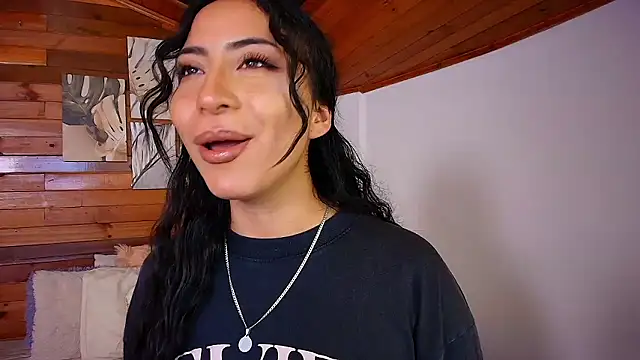 amber curly online show from January 8, 9:06 pm