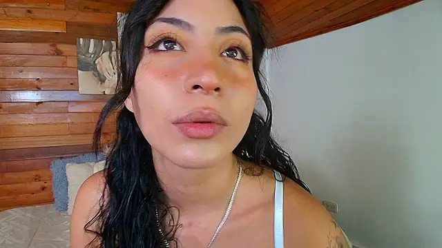 amber curly online show from March 14, 5:18 pm