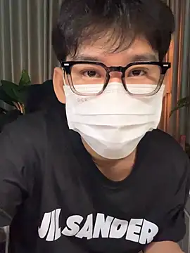 MinhTuanLive online show from March 25, 11:55 pm