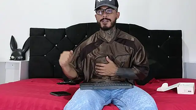 john cartter1 online show from March 1, 7:04 pm