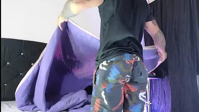 john cartter1 online show from October 22, 11:10 am