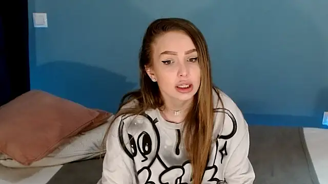 Snapshot of AnnaMaee chatting on January 13, 11:38 pm AnnaMaee online show from January 13, 11:38 pm