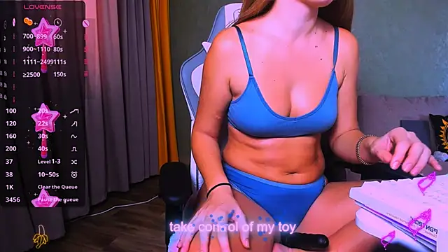 ReggieMeow online show from February 24, 10:26 am