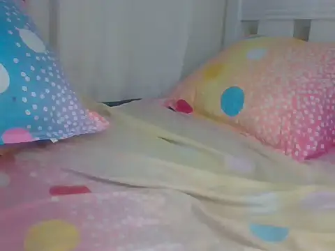 Snapshot of Fine_baby0001 chatting on August 6, 1:51 am Fine baby0001 online show from August 6, 1:51 am