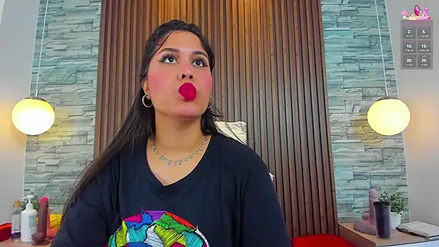 Snapshot of alannavidal chatting on November 5, 3:06 am alannavidal online show from November 5, 3:06 am