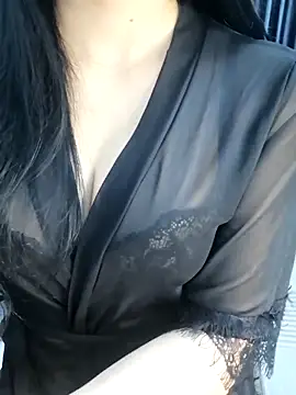  Linez  online show from February 7, 6:00 pm