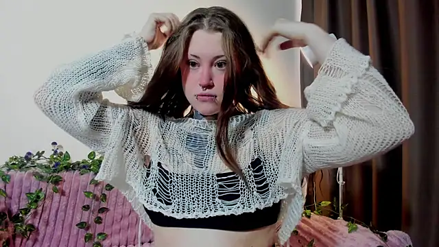 Snapshot of vergillhell chatting on November 23, 7:19 am vergillhell online show from November 23, 7:19 am