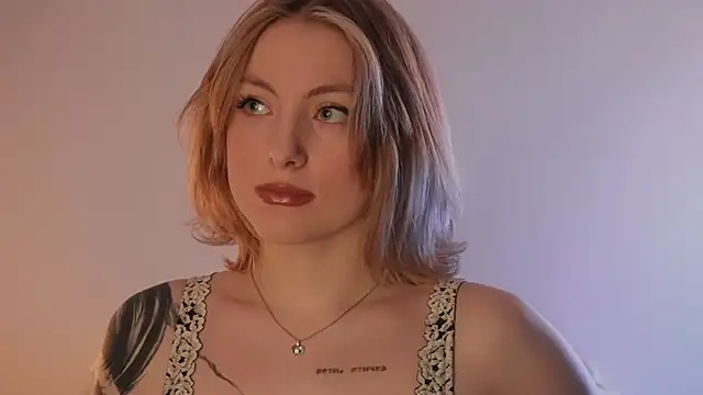 kris69kiss online show from January 10, 3:25 pm